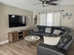 POOL home with Mini Golf! 3 BR/1BA - Image 2