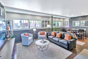 Modern Garden Loft with Spa - Image 2