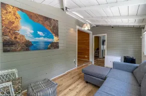 Classic Grand Bend Beach House - Image 2