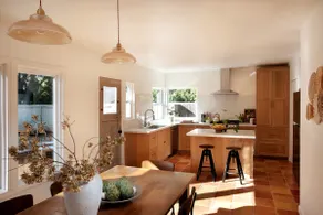Fully renovated private cul-de-sac home in Marin - Image 2