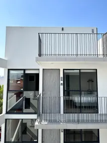 3 Bedroom 2 Bathroom Apartment - Image 5