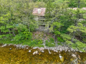 Luxe Riverfront Escape - Image 2