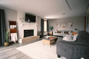 Bluffwood Bungalow | Pool Table & Resort Access - Image 2