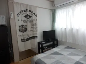 Hideaki's apartment, double bed apartment - Image 3