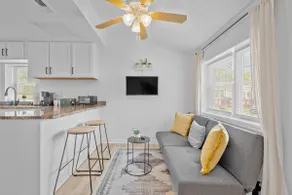 Charming, Private Abode: Serenity in Hopewell, VA! - Image 3