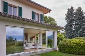 MAJOR LAKE VILLA WITH GARDEN & SWIMMING POOL. AMAZING VIEW ON THE LAKE AND ALPS - Image 4