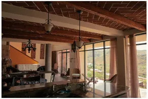 Beautiful House in La Mision - Image 4
