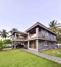 Sun-kissed Emerald 4 bedroom villa - Image 2