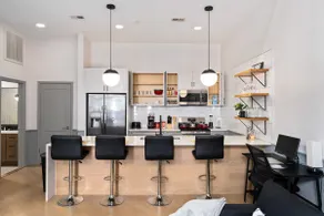 Luxury 1BD | A+ Downtown Location | King Bed Condo - Image 3
