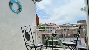 Famous; 24h Check-in, 5 guests, AC & loggia - Image 4