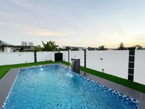 Cozy Private Pool Homestay • 15 Guests • BBQ • Melaka - Image 2