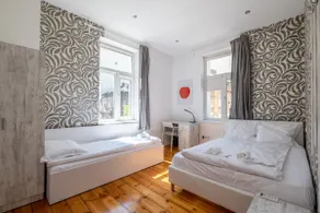 3BR City Centre | Sleeps 9 | 2 Baths + Terrace - Image 3