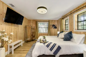 Nevada City Getaway/Hot Tub/ Mountain Biking/ Lake - Image 5