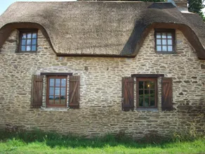 Thatched Country Cottage - Image 5