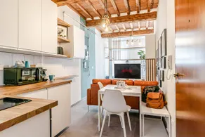 [Private Parking] Designer Condominium in the Center - Image 3