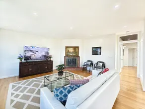 85 - Magnificent 3B3B All Equipped at Heart of SF! - Image 3