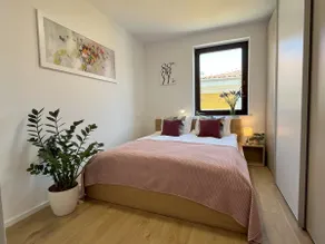 A modern apartment in the old city center - Image 3