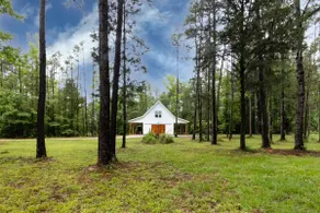 Jud's place - Image 2