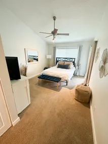 Modern Rocket City Condo - Image 3