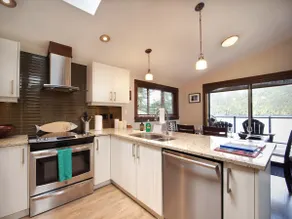 Hera's Cove - Oceanfront Oasis - Pet Friendly - Image 3