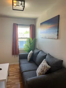 Apt 6 min to airport Wi-Fi+AC+Parking+Laundry - Image 5
