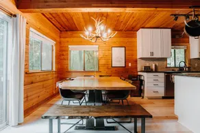 Zen Hideaway | Fiber | EV | King bed | Pet | Baker - Image 3