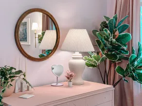 Westside Retreat ~ 3bed home full of color! - Image 3
