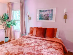 Westside Retreat ~ 3bed home full of color! - Image 2