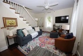 Honey, I’m home. New England Charmer - Image 4