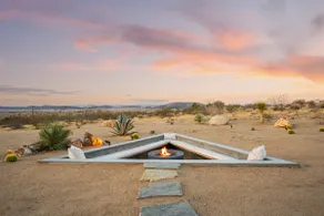 Mojave Villa | 360° views, Spa & Cowboy Pool - Image 3