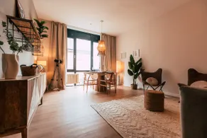 *Metropolitan* luxury in the heart of the old town - Image 2