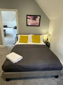 Beautiful Flat in Maidstone - Sleeps 3 - Image 2