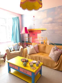 Aqua - Fun, Colourful & Bright - Image 3
