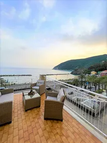 Penthouse between sky and sea - Image 2