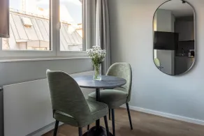 Numa | Medium Studio w/ Kitchenette & Single Bed - Image 4