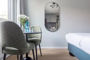 Numa | Medium Studio w/ Kitchenette & Single Bed - Image 2