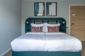 Numa | Medium Studio w/ Kitchenette & Single Bed - Image 3