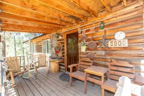 Cowboy cabin - Image 3