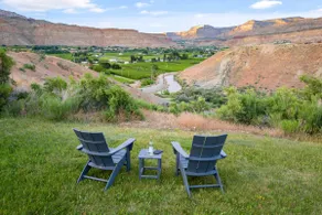 Private Pool + Stunning Views – 3BR/3.5BA - Image 2