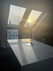 Seaside Serenity: Modern Flat - Image 4