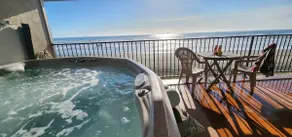 Queen Bee - Beach Front w/ Vast Ocean Views, Spa - Image 3
