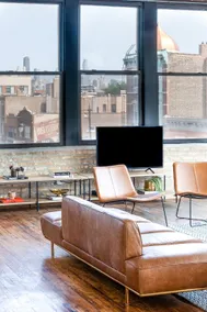 Luxury Designer Penthouse Loft | Sleeps 20 - Image 4