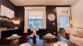 Spacious & Cozy (2 Queen beds)- University City - Image 3