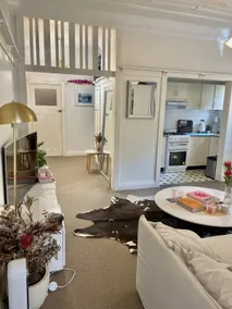 Snug 1-Bed Unit Across from Bondi Beach - Image 5