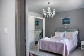 Modern Apartment Bruna with balcony & free parking - Image 4