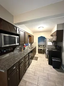 Pet-Friendly Retreat | Fast WiFi + Fenced Yard - Image 5