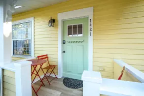 Relaxing 2Br 1Bath Oasis near River 9 min to Beach - Image 3