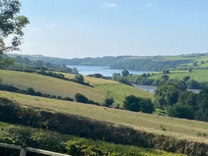 Restored cottage in Kinsale overlooking the sea - Image 2
