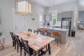 Spacious & Relaxing 3BR/2BA Home Mins. to DT - Image 5