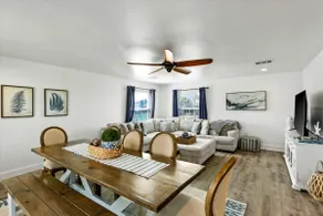 Luxury Comfort Near the Beach with Sunrise Views - Image 4